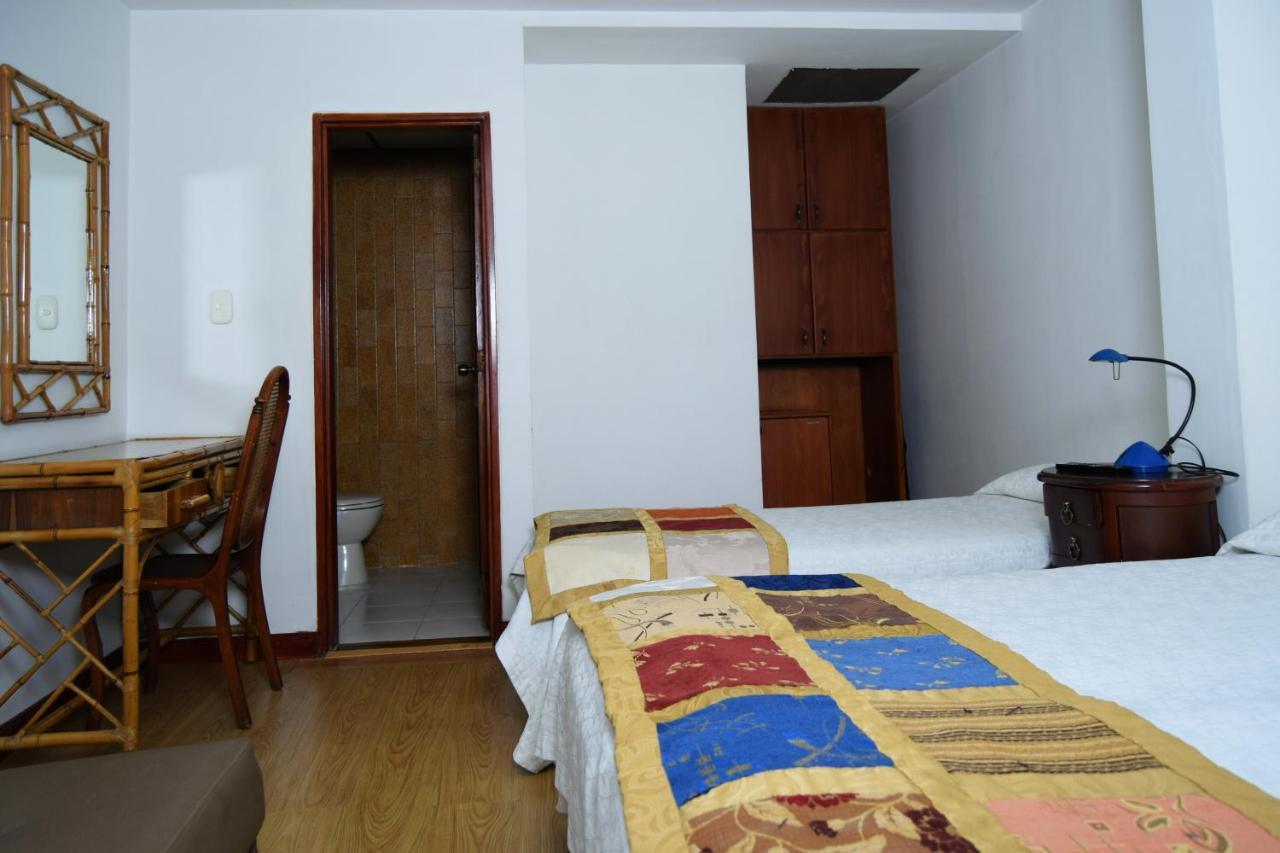 Hotel Bolivar Plaza Manizales Exterior foto